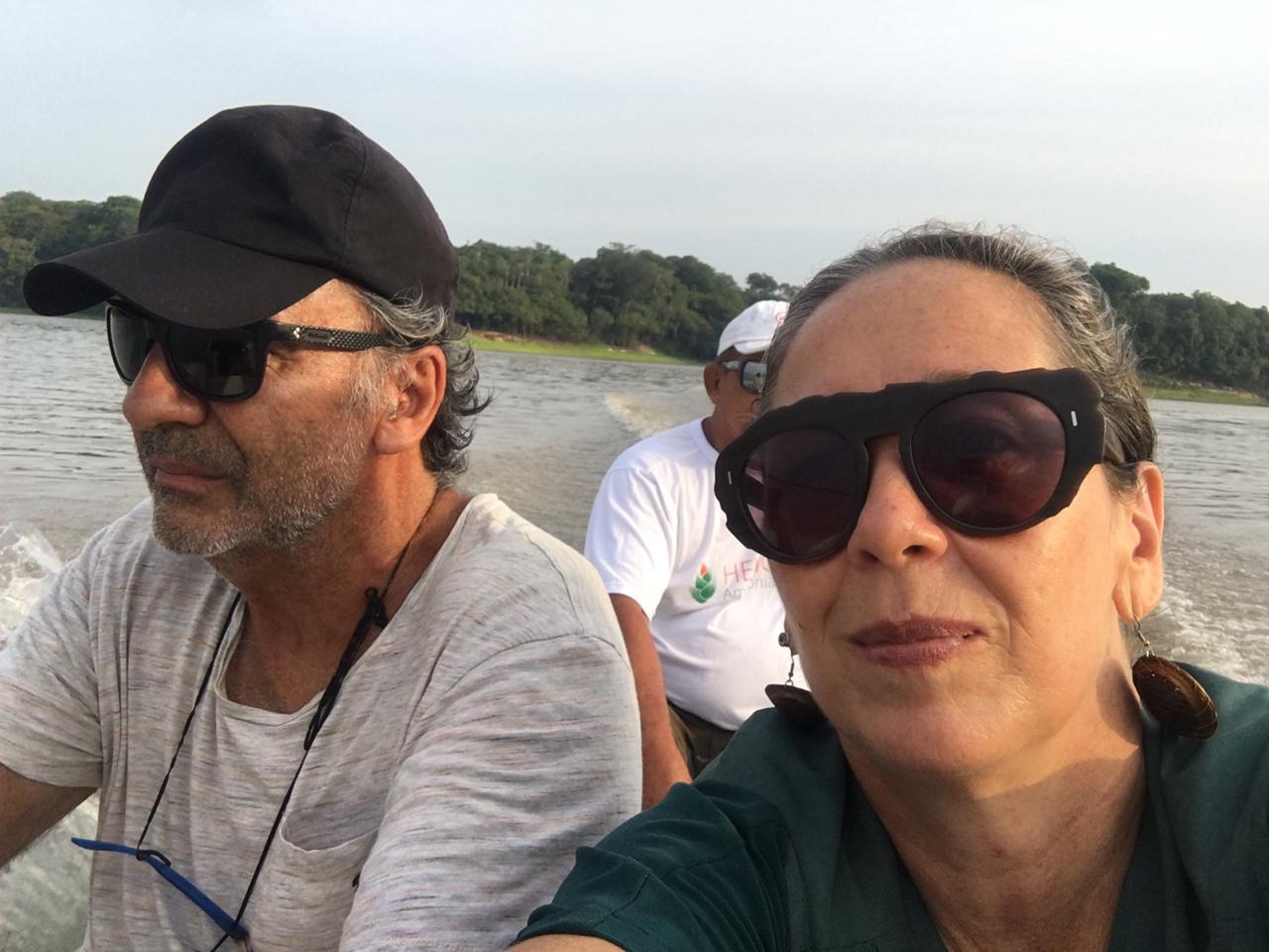 Deslocamento fluvial da equipe de URUBÚ
